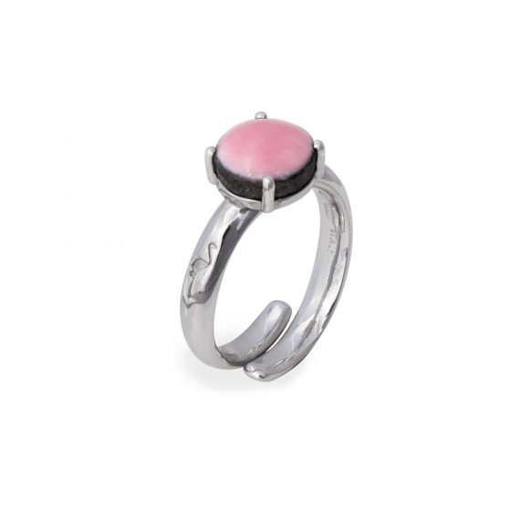 Anello una pietra rosa