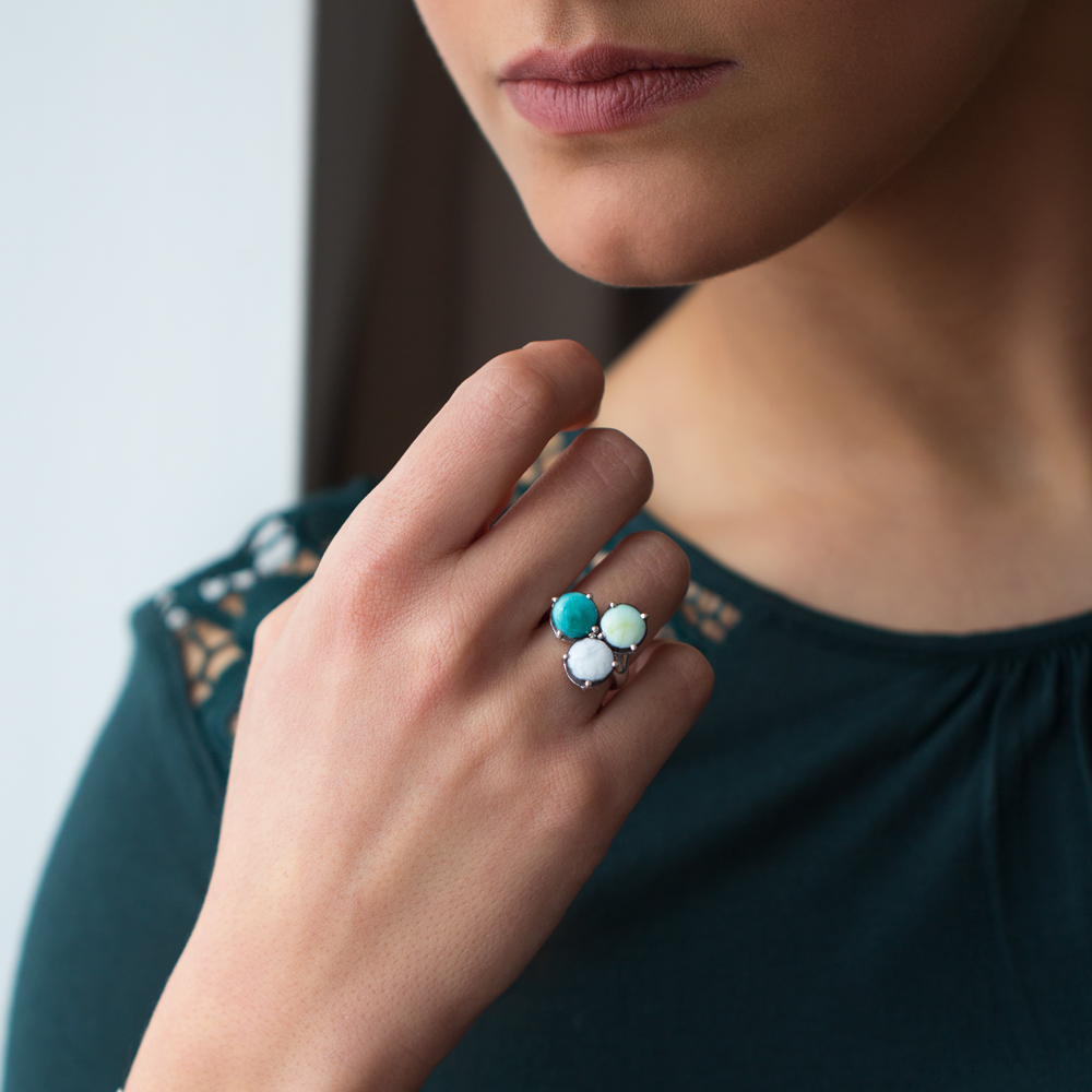Anello tre pietre Letizia Cavallaro