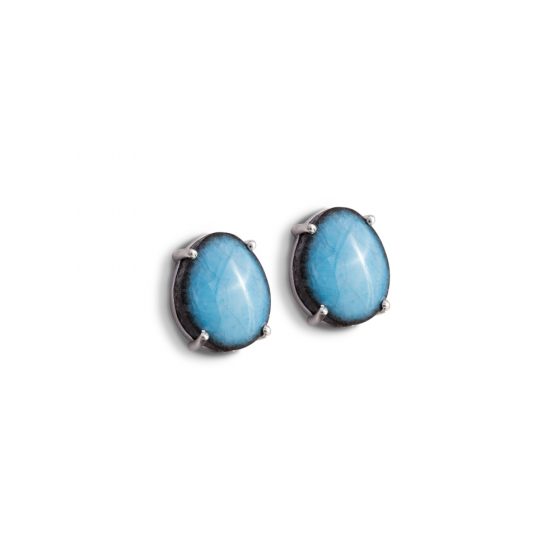 Button earrings one stone